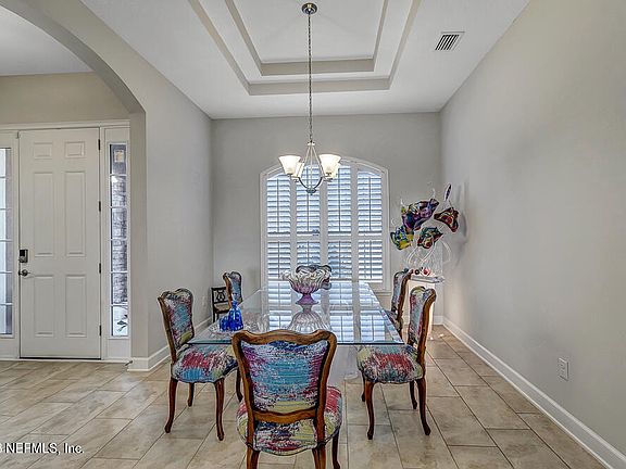 5th image of 391 JENNIE LAKE Court