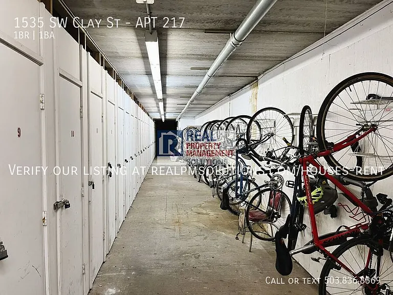 1535 SW Clay St #217 — Photo 37
