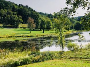 6416 Paradise Lake Rd SW, New Philadelphia, OH 44663