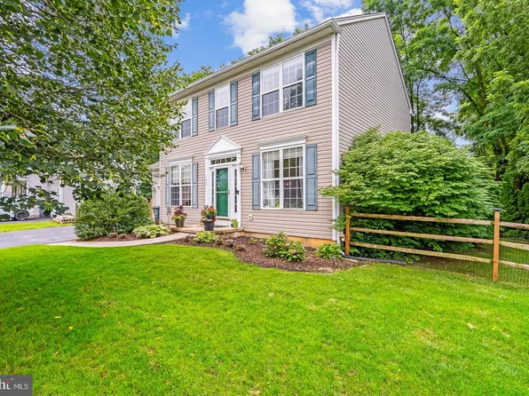 132 Newport Cir, Atglen, PA 19310