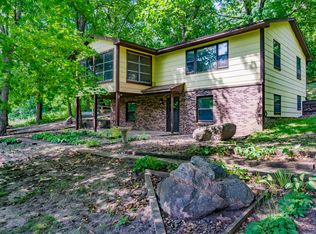 5200 Dahlgren Rd, Chaska, MN 55318