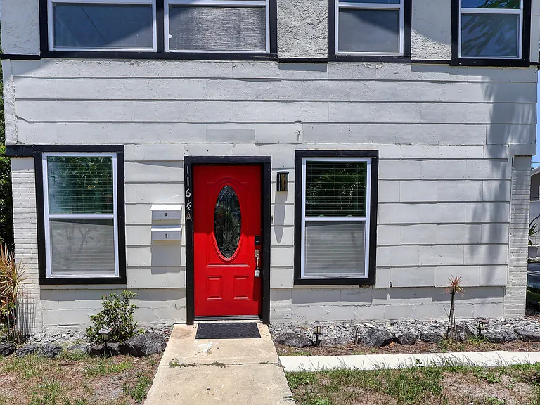 116 1/2 44th St S #A — Photo 4