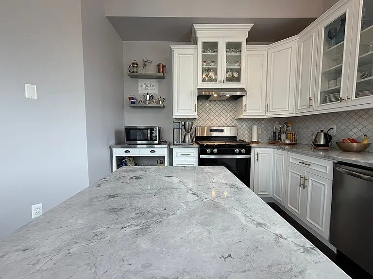 173 Providence Ln — Photo 17