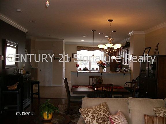 5th image of 7332 Jackson Arch Dr