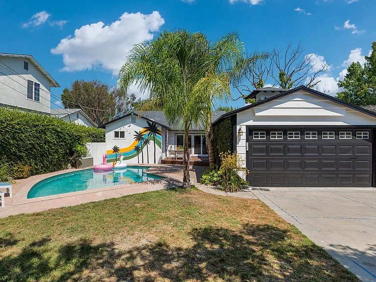 4901 Ethel Ave — Photo 77