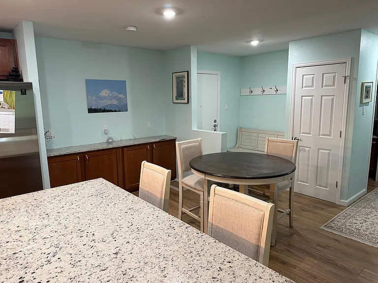3082 S Wheeling Way #403 — Photo 2