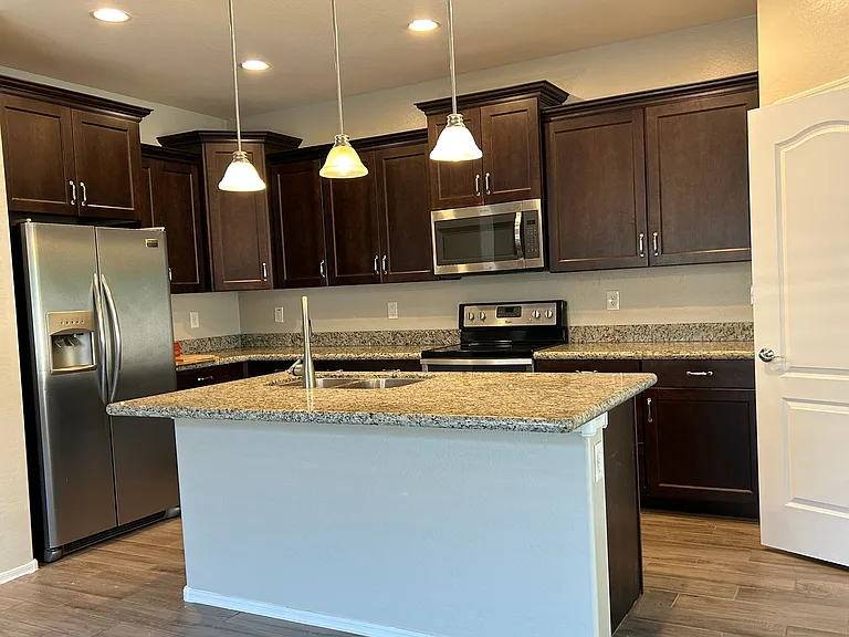 3030 E Quartz St — Photo 12