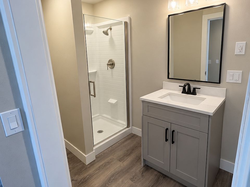 2nd image of 2419 Undine St #C