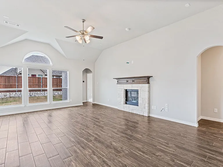 5821 Humber Ln — Photo 10
