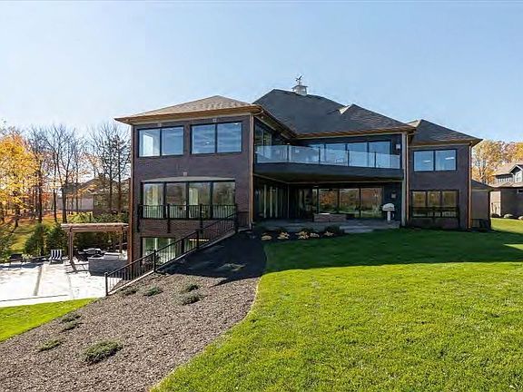 3rd image of 11683 Cold Creek Ct