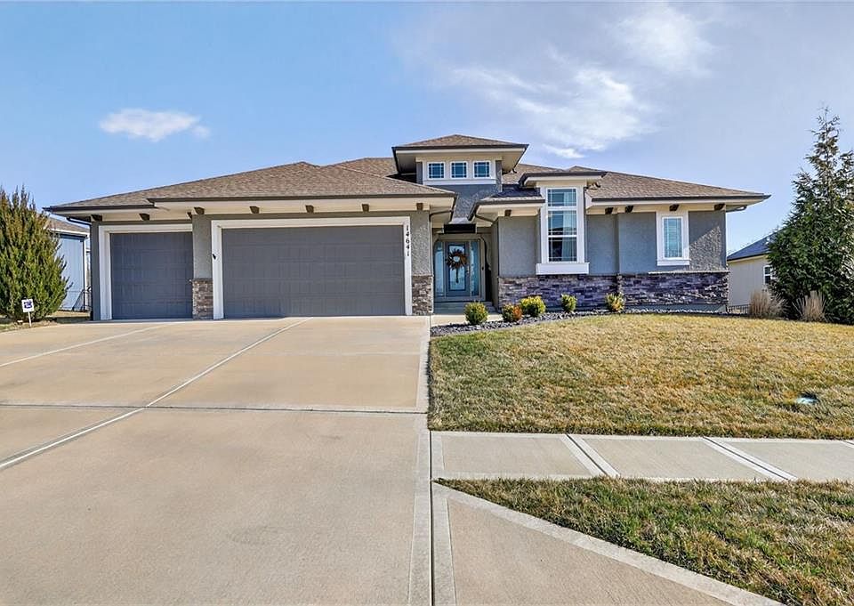 1st image of 14641 Thousand Oaks Pl