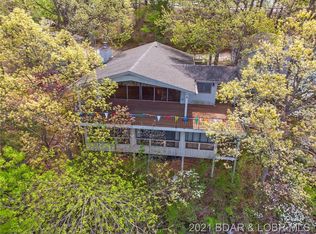 55 Cherokee Ct, Lake Ozark, MO 65049