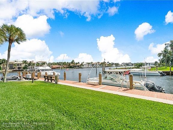 4th image of 1 Harbourside Dr #407