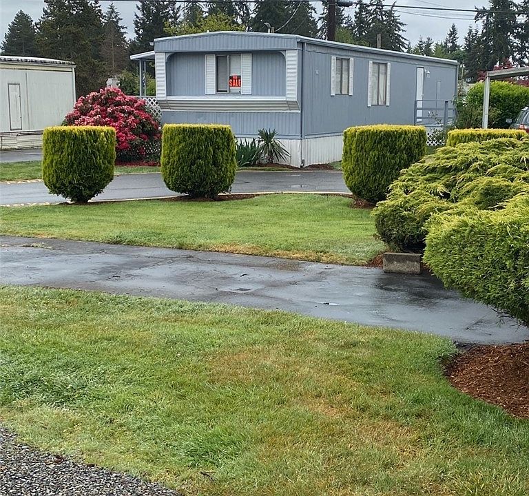 Welcome To Tally Ho!! Close to shopping and the Alderwood Mall. Easy access to Freeway. Home features new carpet and new paint.