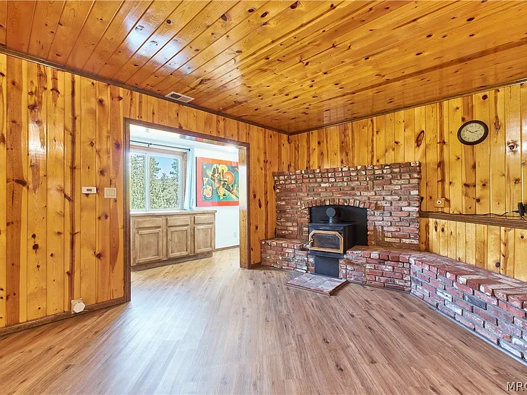 509 Wallace Ln — Photo 24