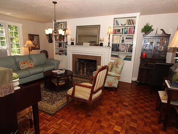 4th image of 265 Inglewood Dr