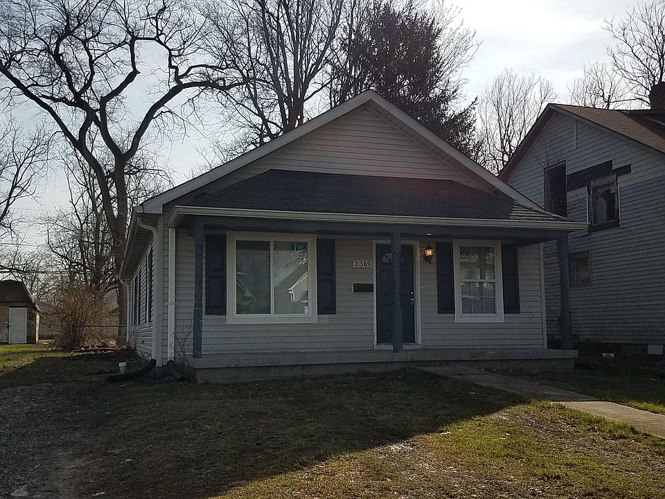1st image of 2309 La Salle St