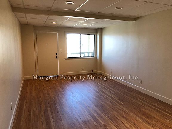 5th image of 542 Ortiz Ave #9