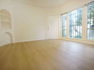 822 N Las Palmas Ave #8225, Los Angeles, CA 90038