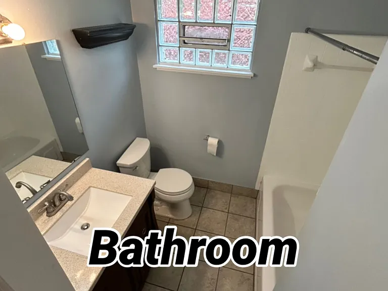 5054 Richmond Ave #2 — Photo 9