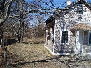 1st image of 10 Pine St