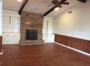 9409 Little River Dr, Woodway, TX 76712