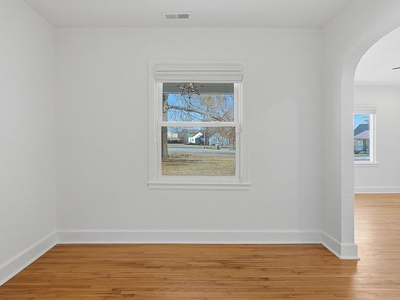 5th image of 1601 Castleberry Ave