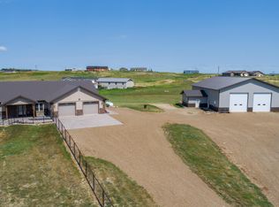 14719 Lambert St, Williston, ND 58801