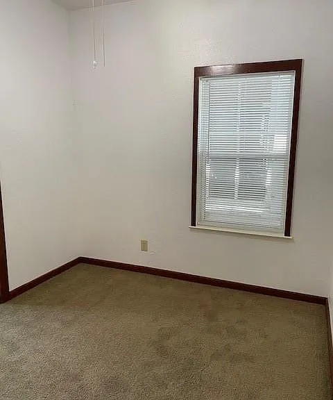 3914 Bernardo De Galvez Ave — Photo 7