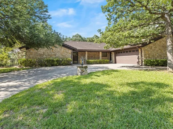 416 Washington Dr, Arlington, TX 76011