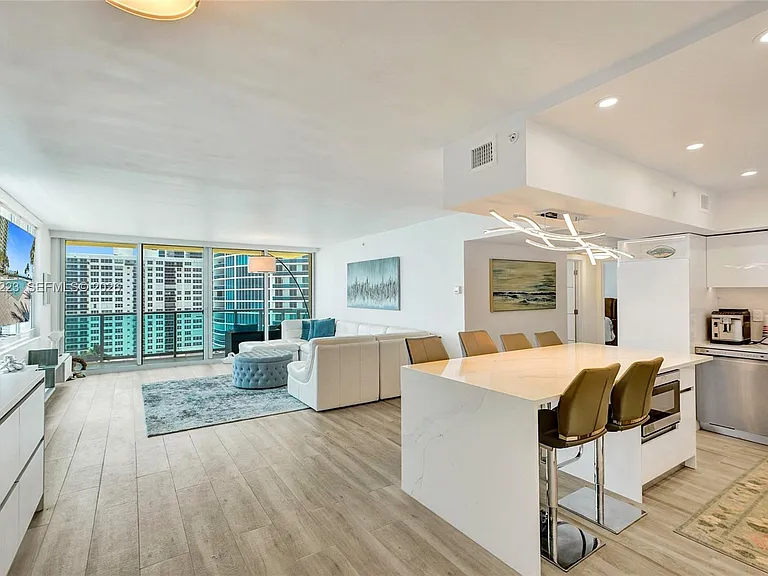 2501 S Ocean Dr #1211 — Photo 2