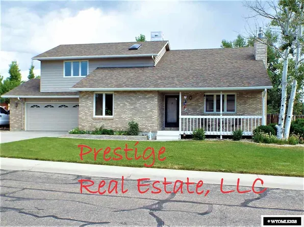 4910 E 19th St, Casper, WY 82609