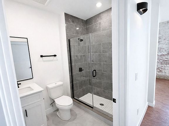 4th image of 2548 N Hancock St #G506