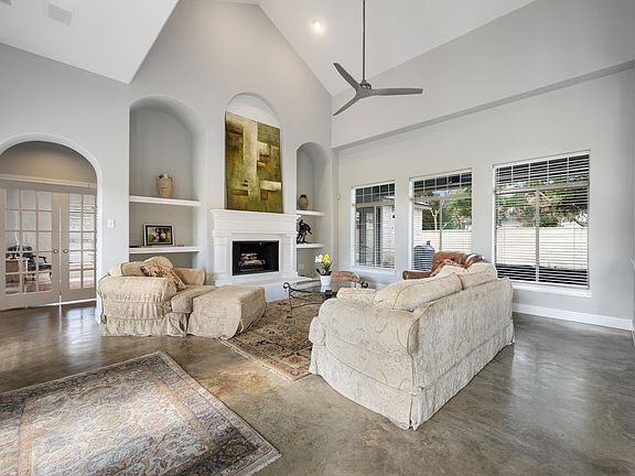 4th image of 21 Autumn Oaks Drive