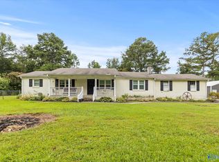 17984 Circle Dr, Athens, AL 35613