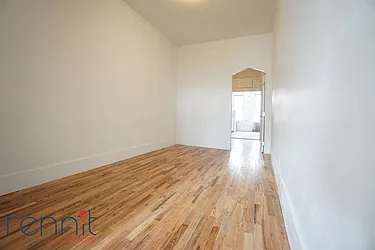 Rented by Rennit Inc.