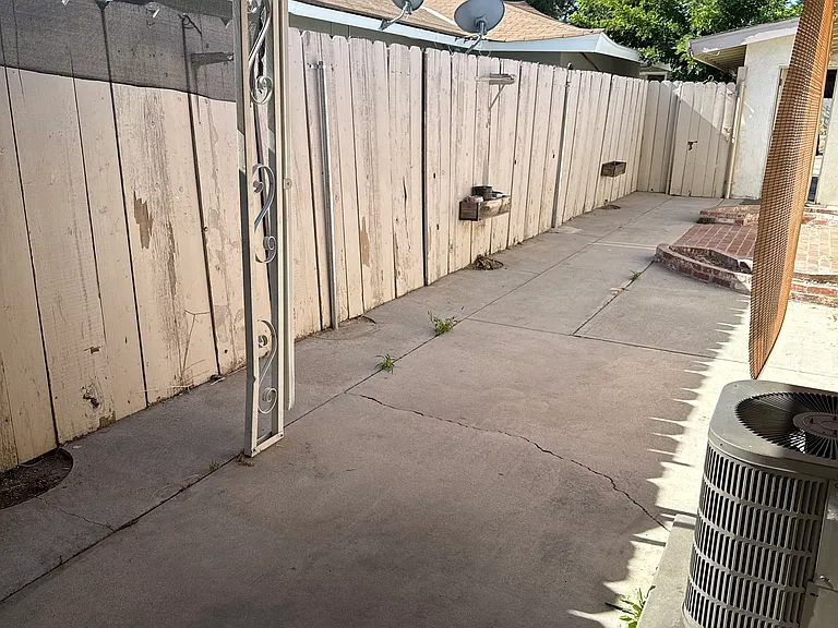 41611 Marine Dr #41611 — Photo 18