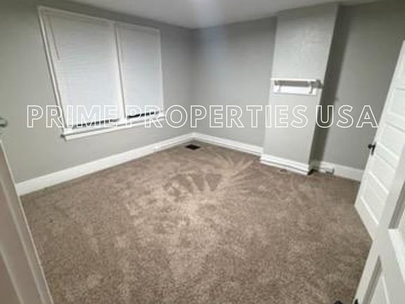 3rd image of 1322 Evergreen Ave