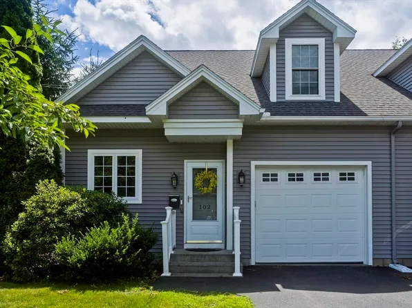 102 Lyman St, South Hadley, MA 01075