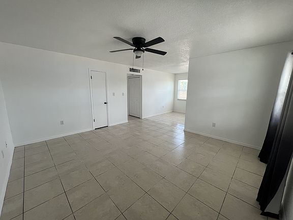 3rd image of 900 N Bay St #Street6