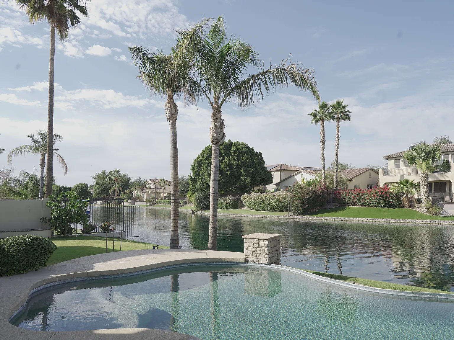 5 bed, 3036 sqft, $4,650 — Photo 3