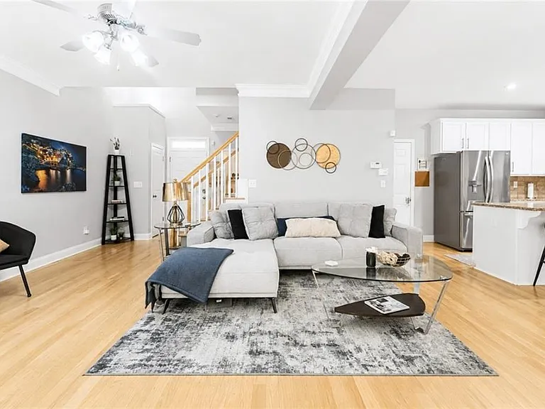2540 Village Creek Lndg SE — Photo 6