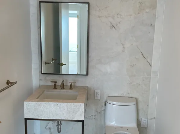 3 Court Square image 13 of 15