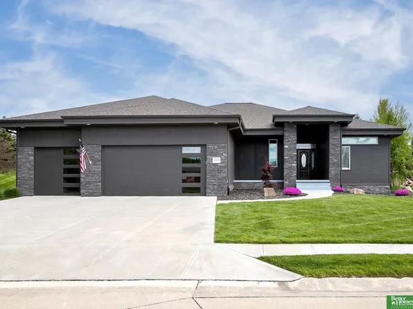 19010 Pierce Plz, Omaha, NE 68130