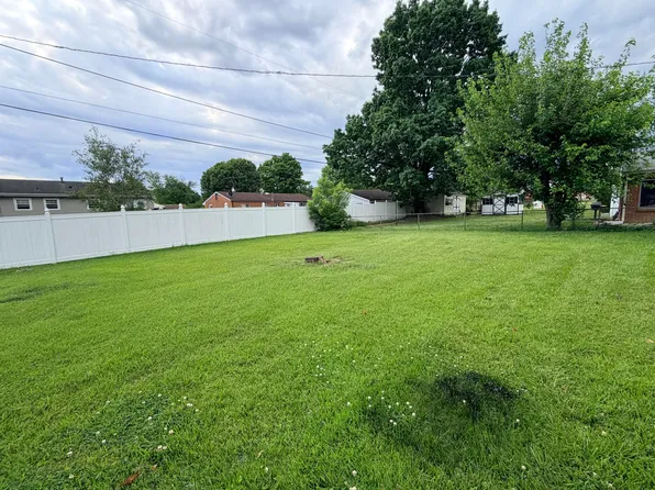 2824 Diplomat Dr, Roanoke, VA 24019