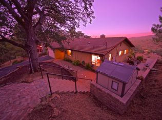 9253 Lucinda Ln, Atascadero, CA 93422