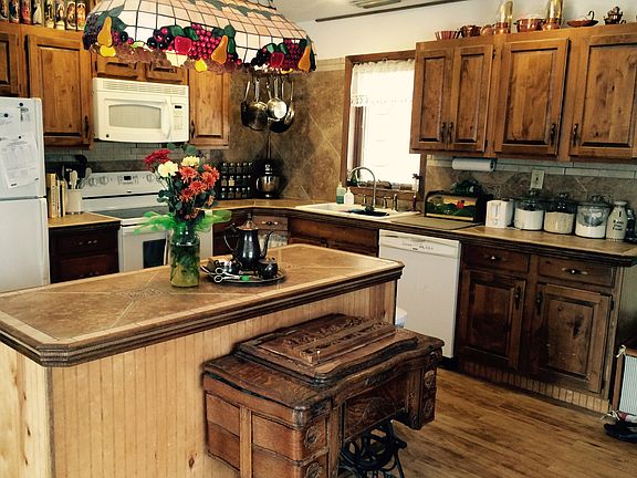 4th image of 1032 S Ocotillo Dr