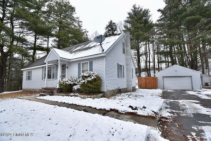 2nd image of 11 Arthur Road