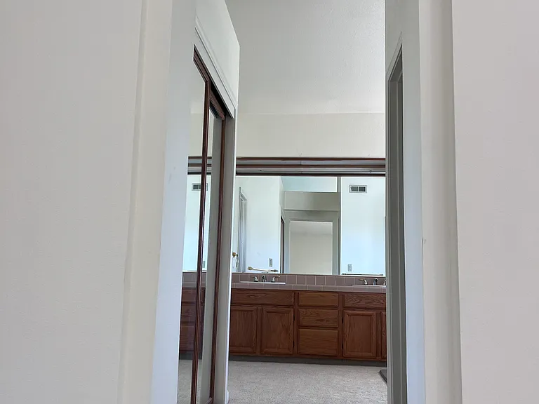 5180 Mount Tam Cir — Photo 20