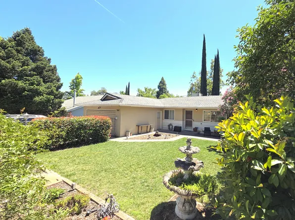 1587 Benton Dr, Redding, CA 96003